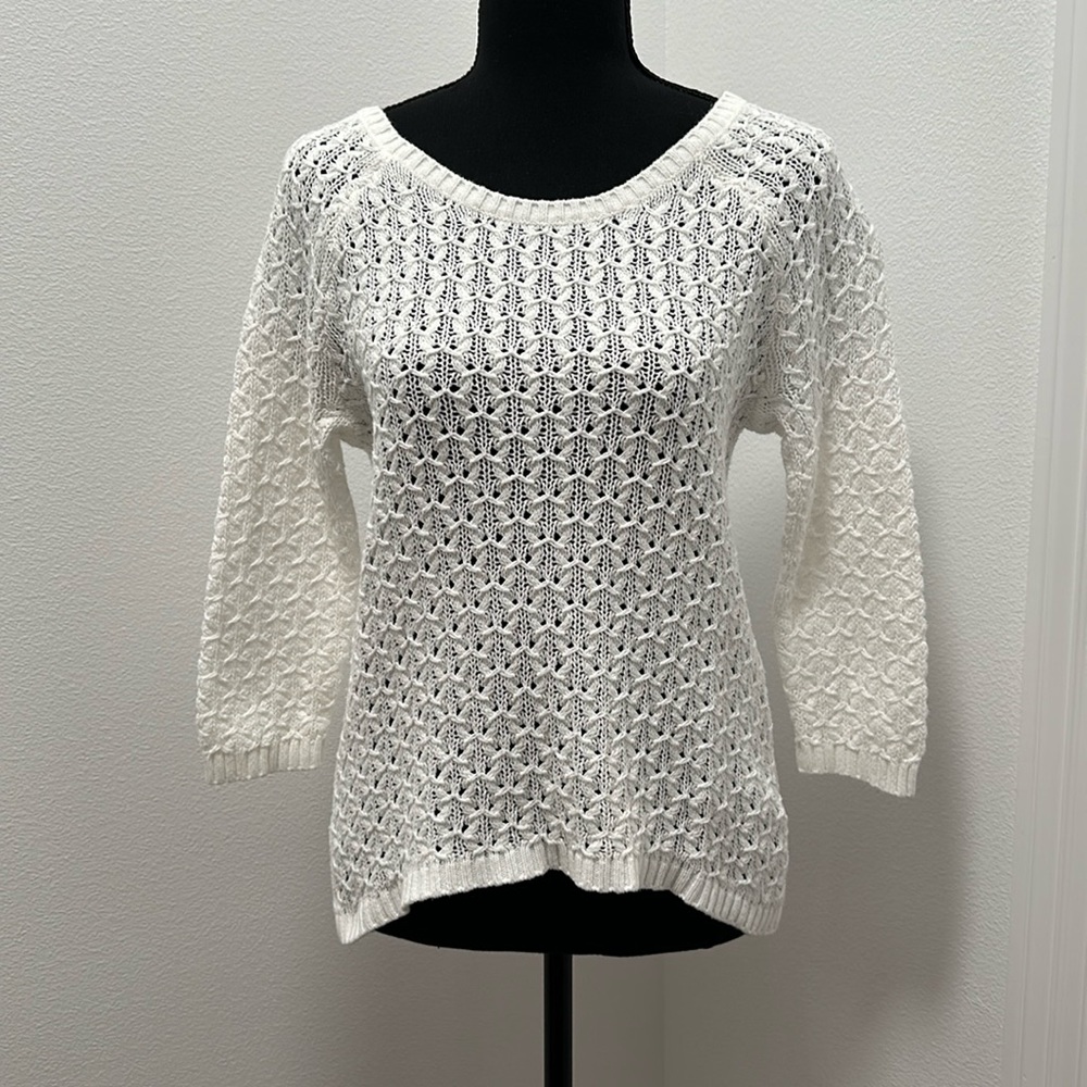 Catch my I - white netted sweater